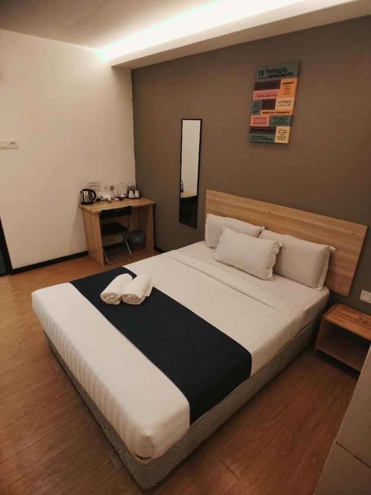 1Orange Hotel Sri Petaling 쿠알라룸푸르 외부 사진