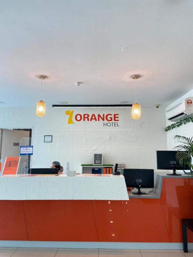 1Orange Hotel Sri Petaling 쿠알라룸푸르 외부 사진