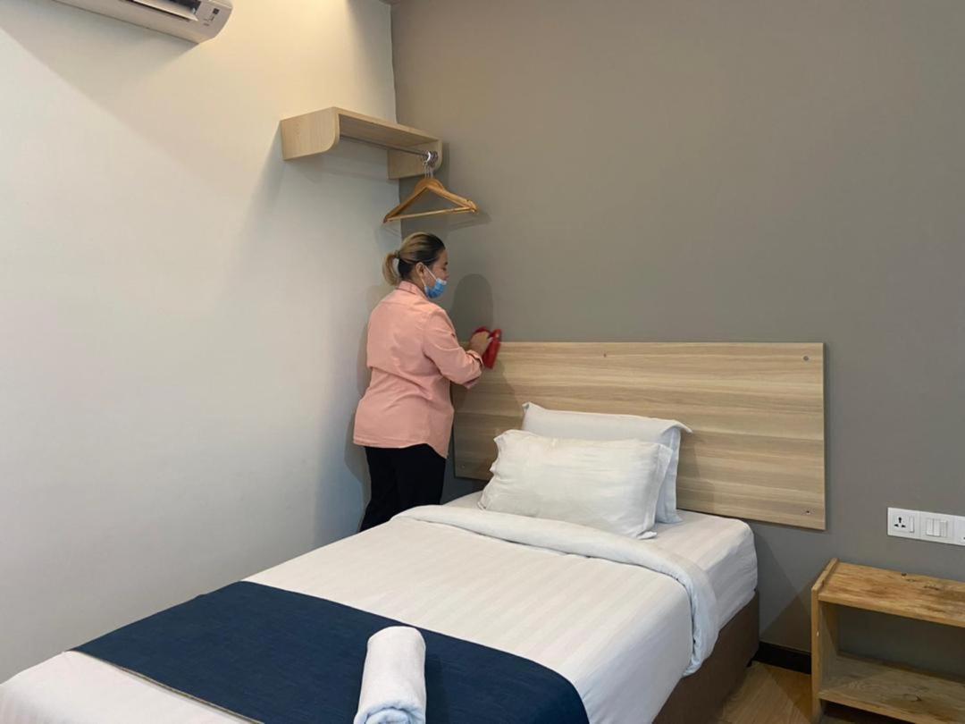 1Orange Hotel Sri Petaling 쿠알라룸푸르 외부 사진