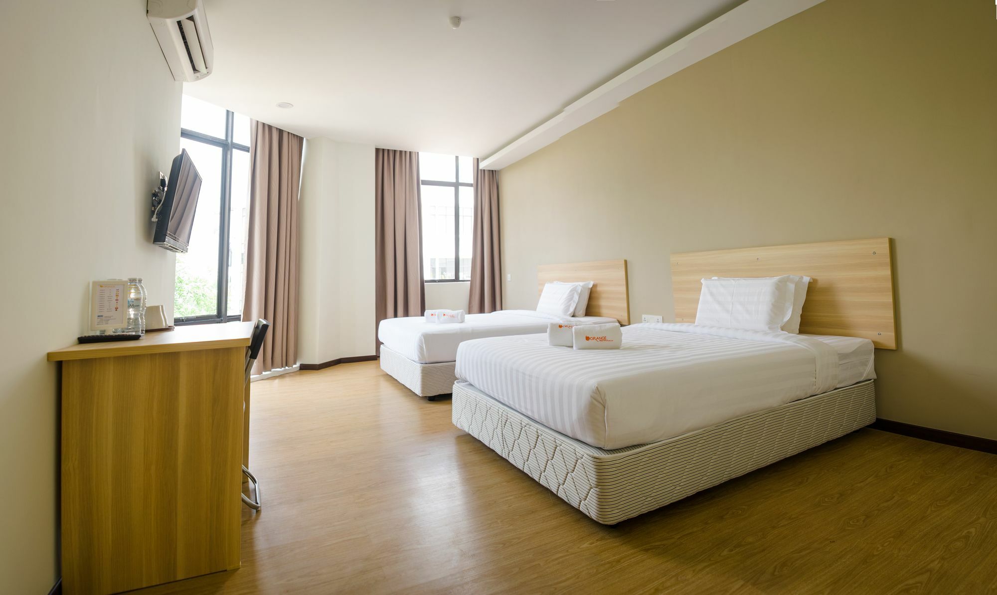 1Orange Hotel Sri Petaling 쿠알라룸푸르 외부 사진